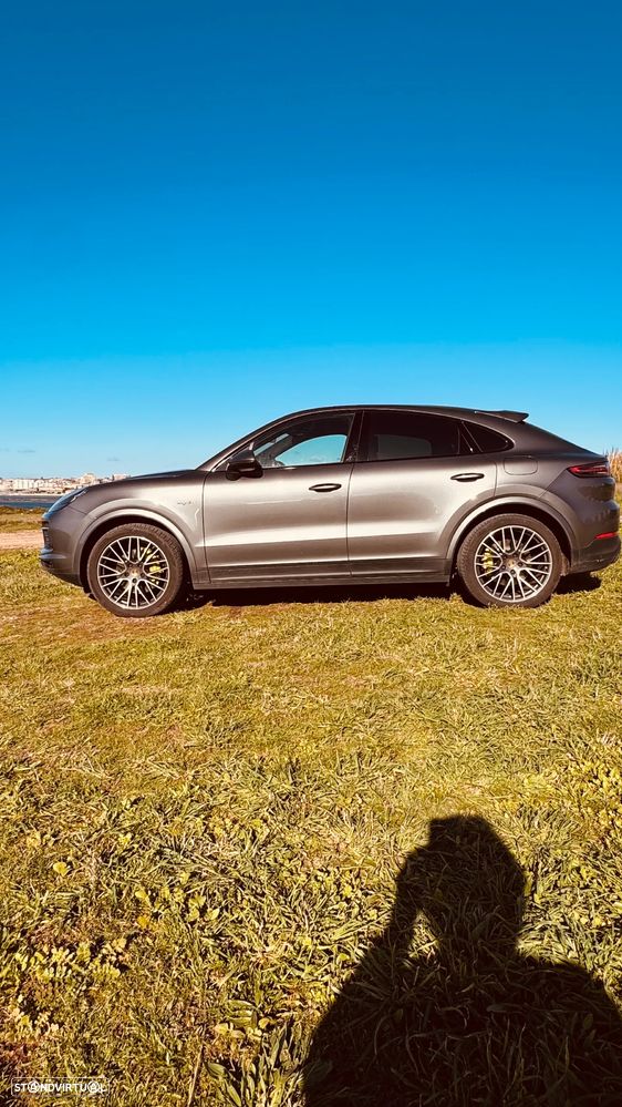 Porsche Cayenne Coupé E-Hybrid Platinum Edition - 4