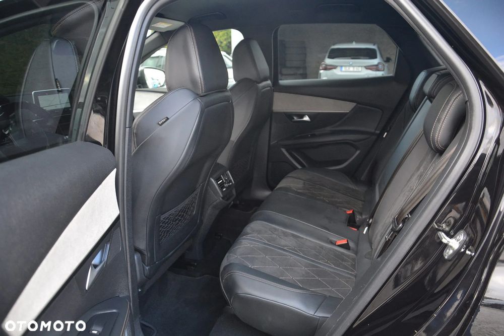 Peugeot 3008 2.0 BlueHDi GT S&S EAT8 - 11