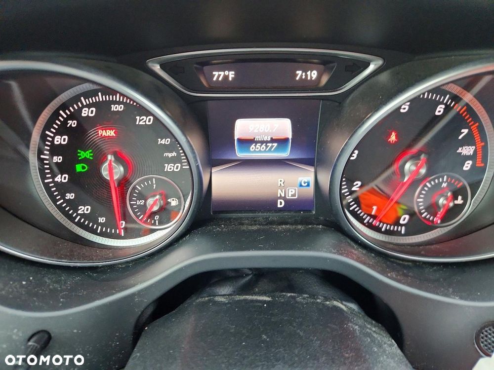 Mercedes-Benz GLA 250 4Matic 8G-DCT Style - 10