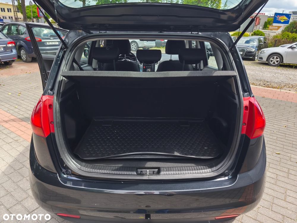 Kia Venga 1.4 CRDi 90 Attract - 10