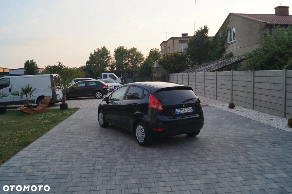 Ford Fiesta 1.25 Ghia EU5 - 36