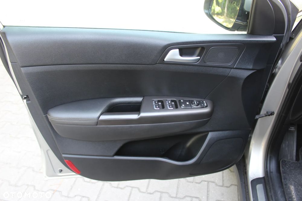 Kia Sportage 1.7 CRDI 2WD ISG Dream-Team Edition - 20