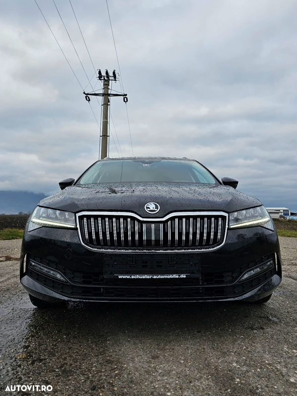 Skoda Superb 2.0 TDI DSG Ambition - 11
