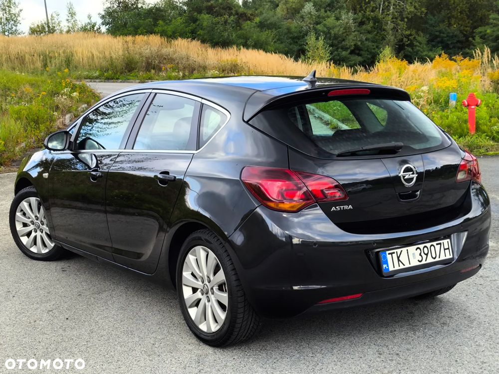 Opel Astra IV 1.7 CDTI Cosmo - 6