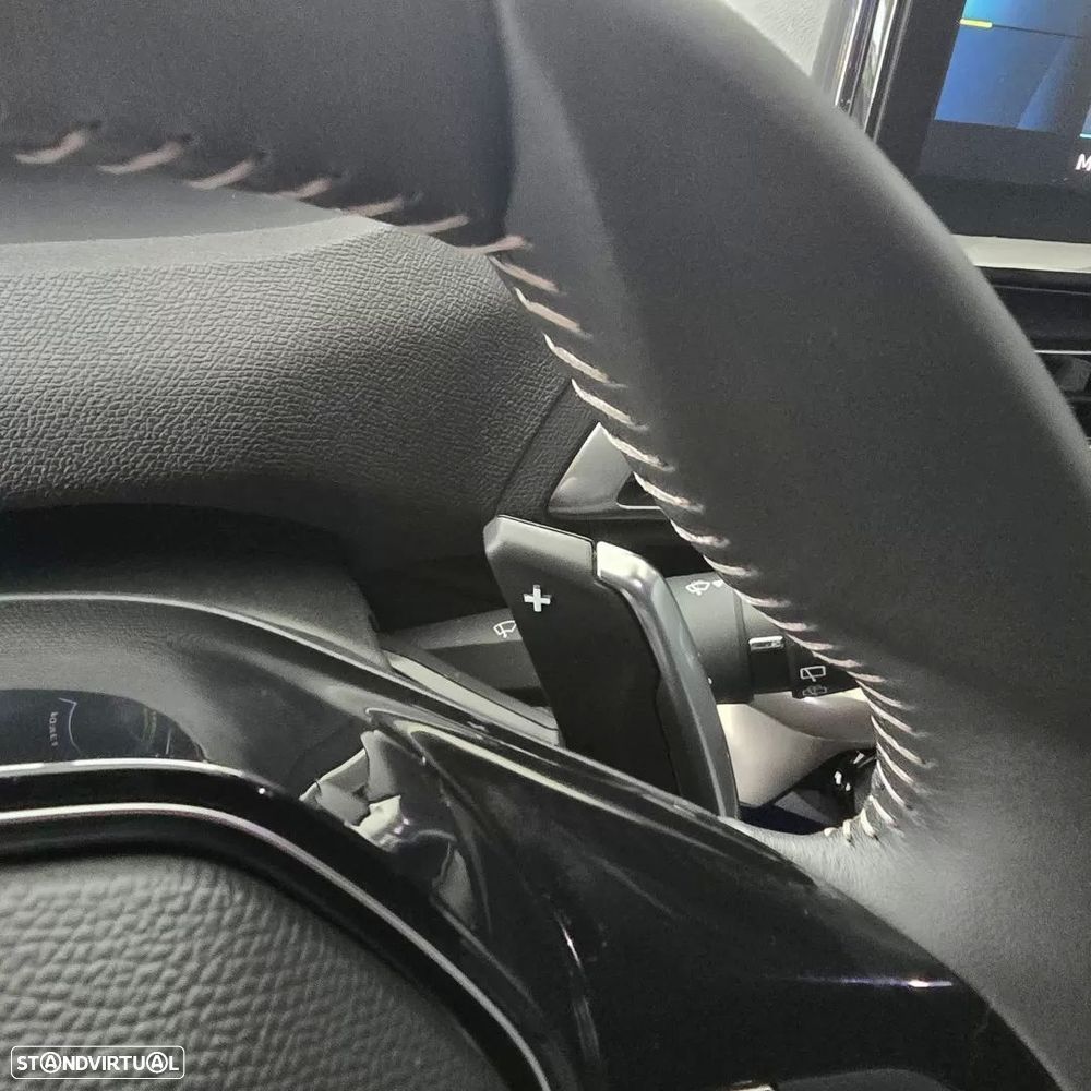 Peugeot 3008 1.6 Hybrid Allure Pack e-EAT8 - 29