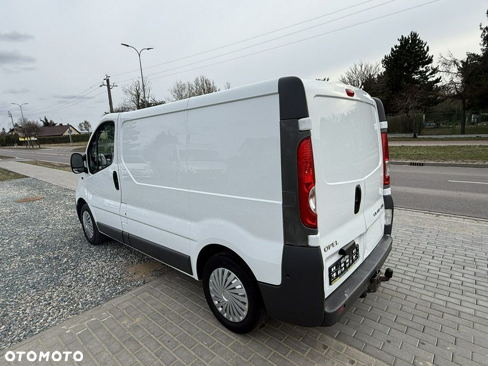 Opel Vivaro - 2