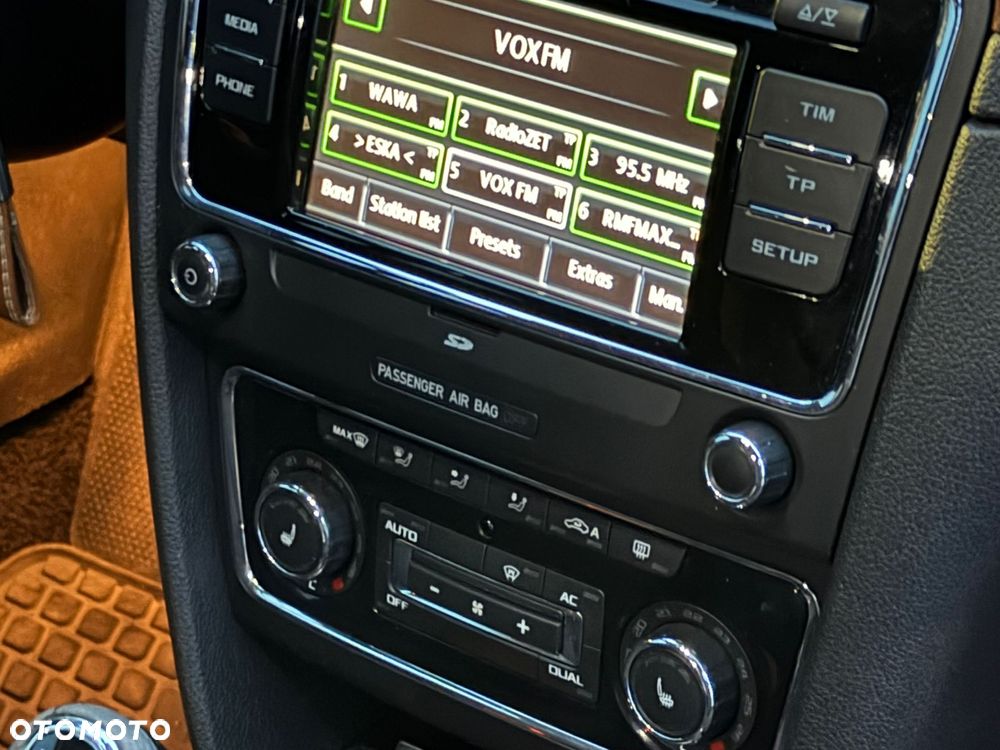 Skoda Superb 1.8 TSI 4x4 Platinum - 22