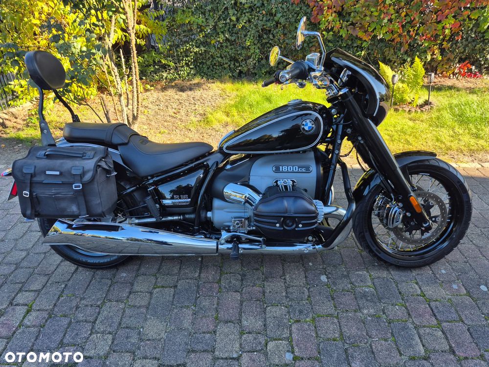 BMW R - 1
