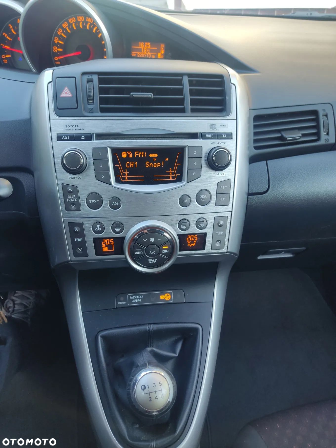 Toyota Verso 2.0 D-4D - 1