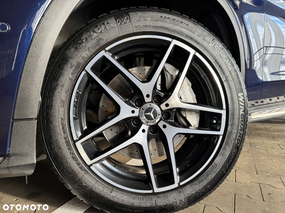 Mercedes-Benz GLC 250 4Matic 9G-TRONIC AMG Line - 20