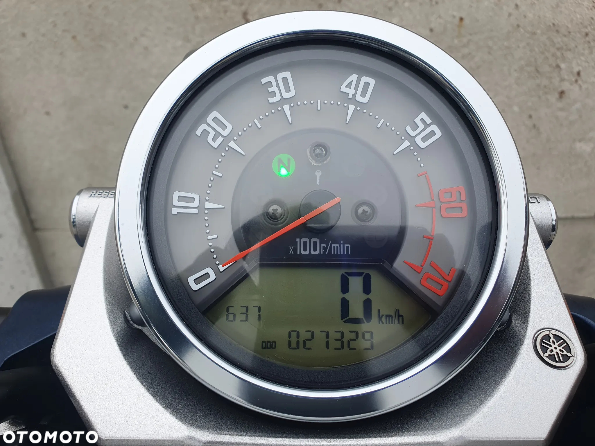 Yamaha MT - 8