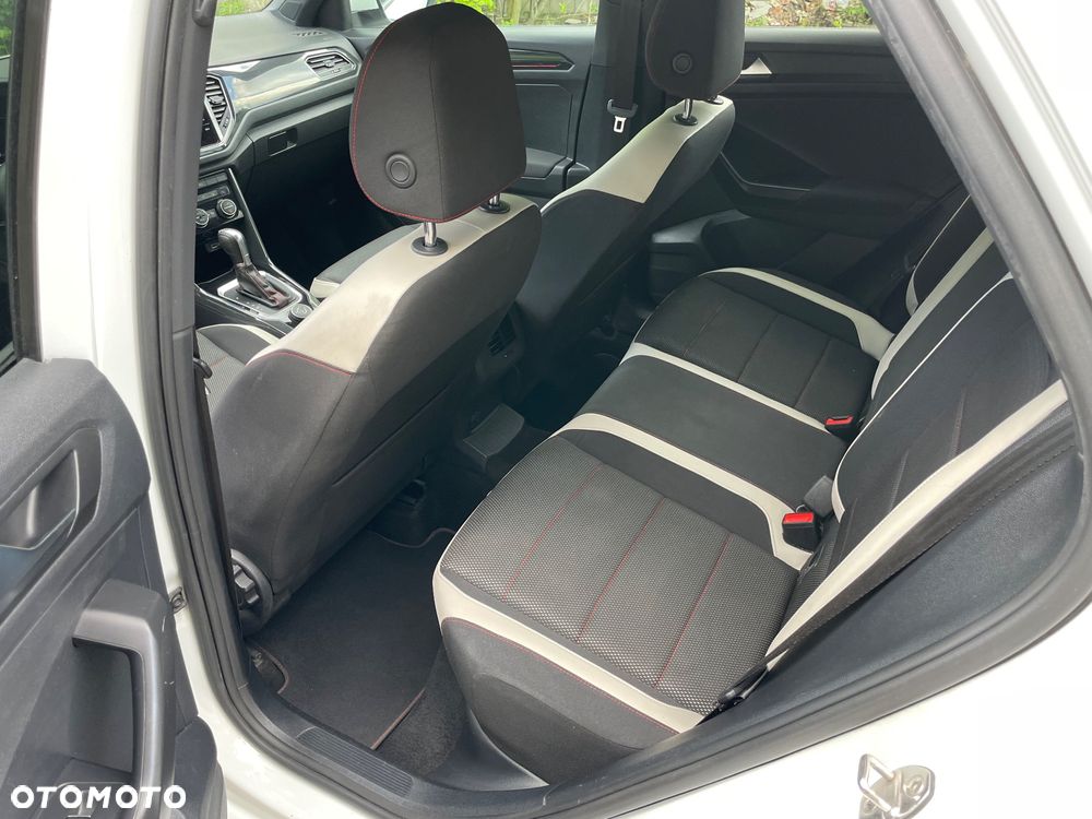 Volkswagen T-Roc 2.0 TDI SCR 4MOTION DSG Sport - 30