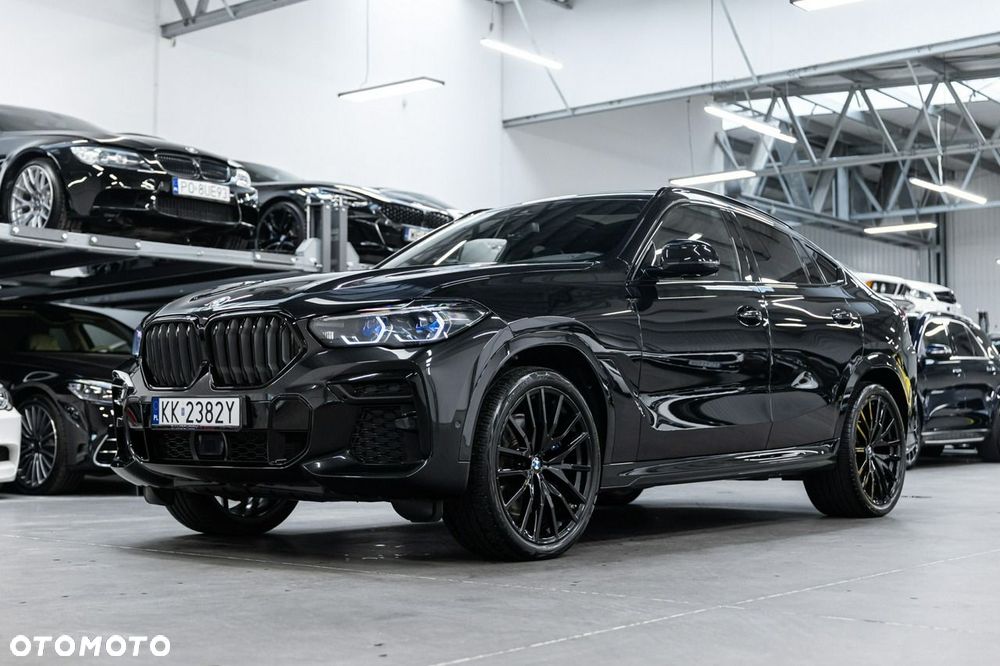 BMW X6 - 11