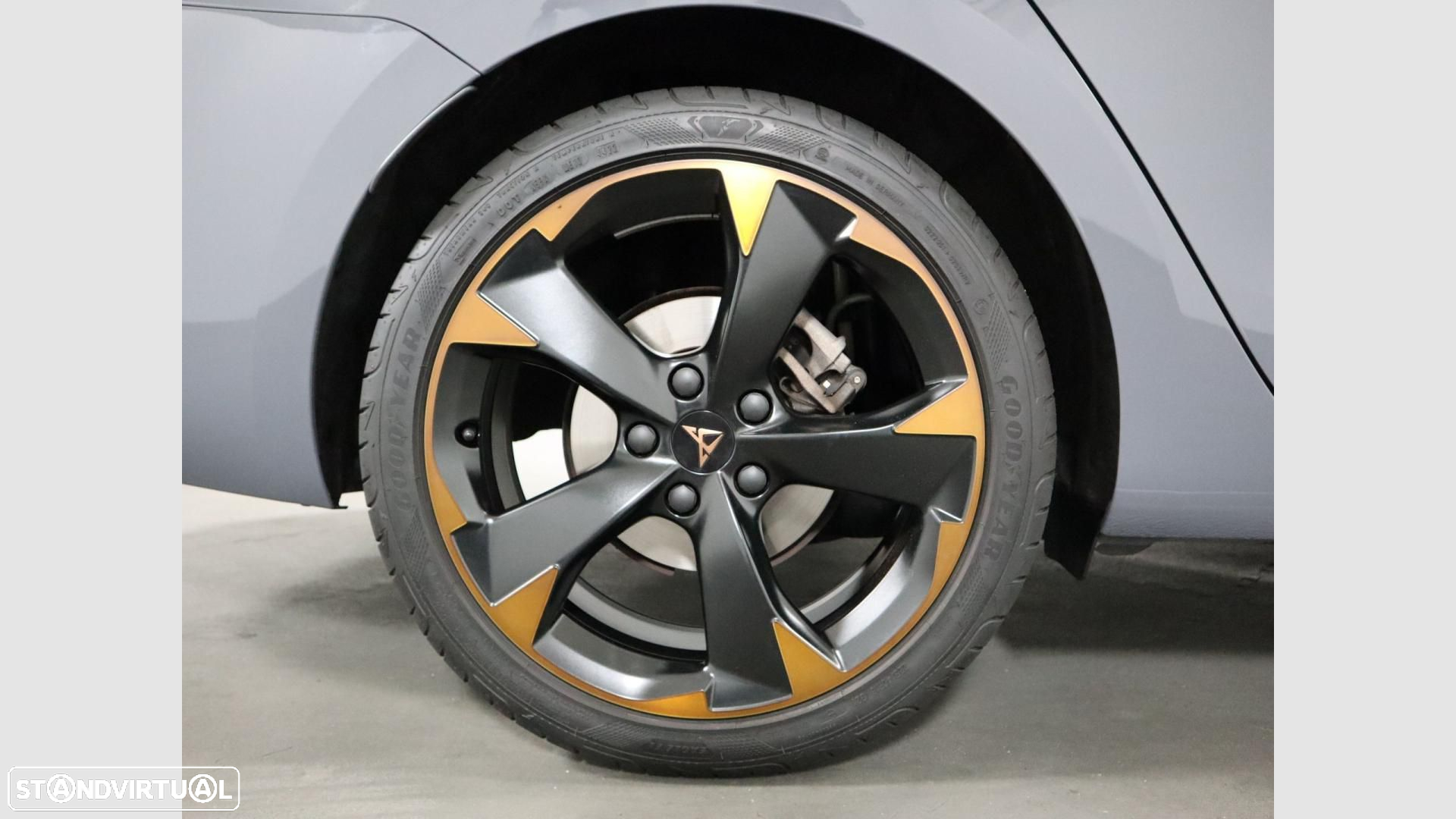 Cupra Leon ST 1.5 eTSI MID DSG - 6