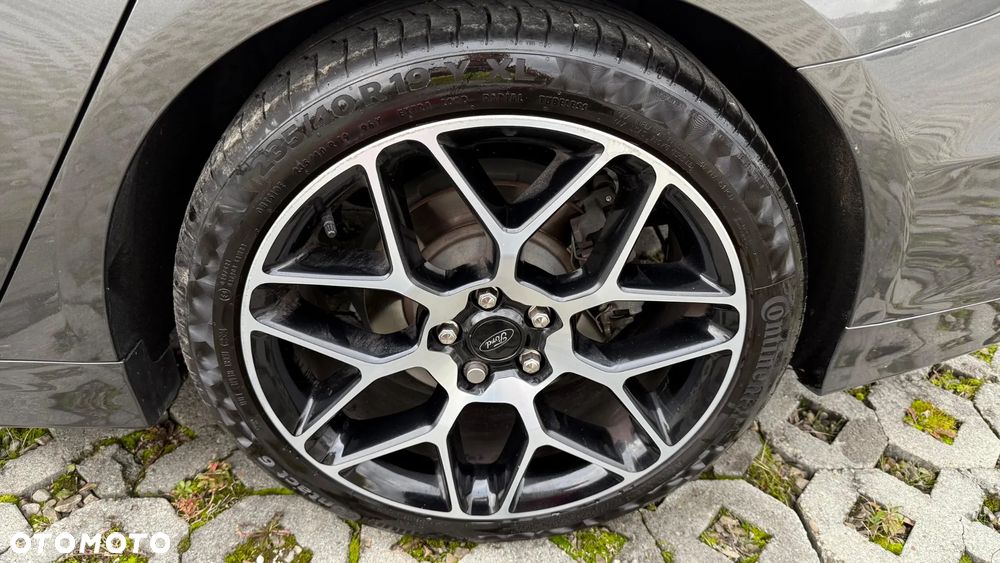 Ford Mondeo 2.0 TDCi Titanium PowerShift - 12