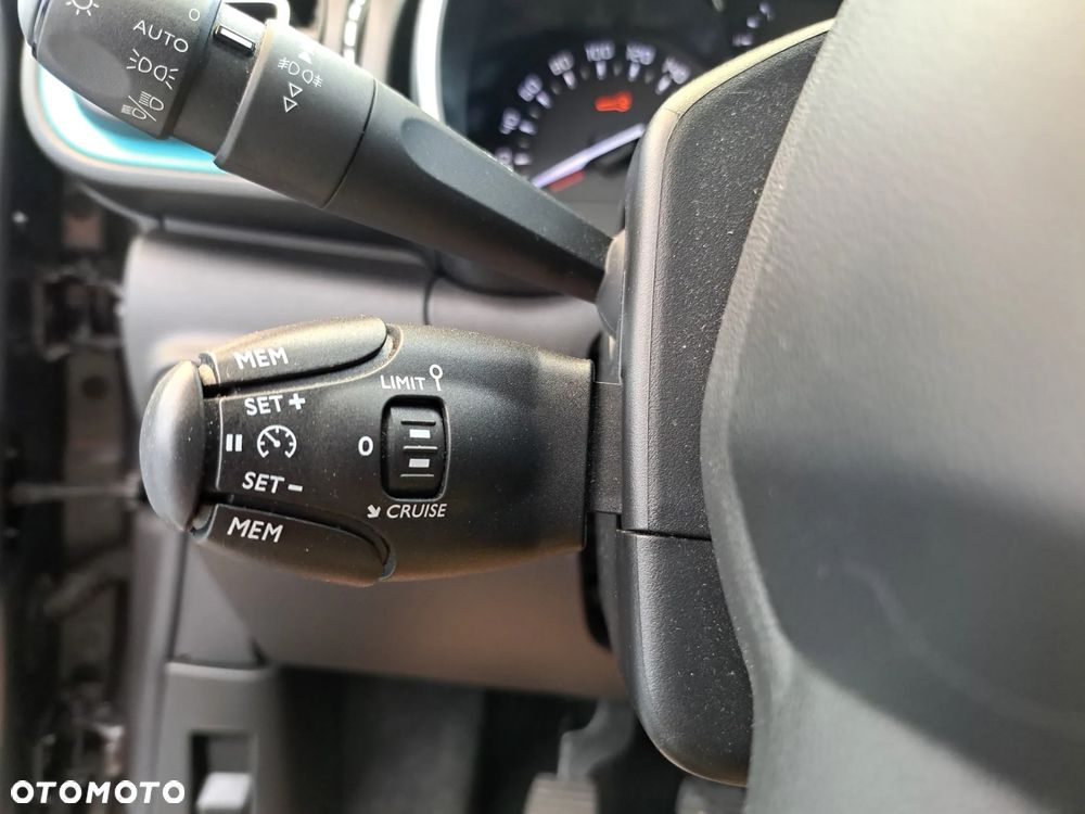 Citroën C3 1.2 PureTech Shine - 19