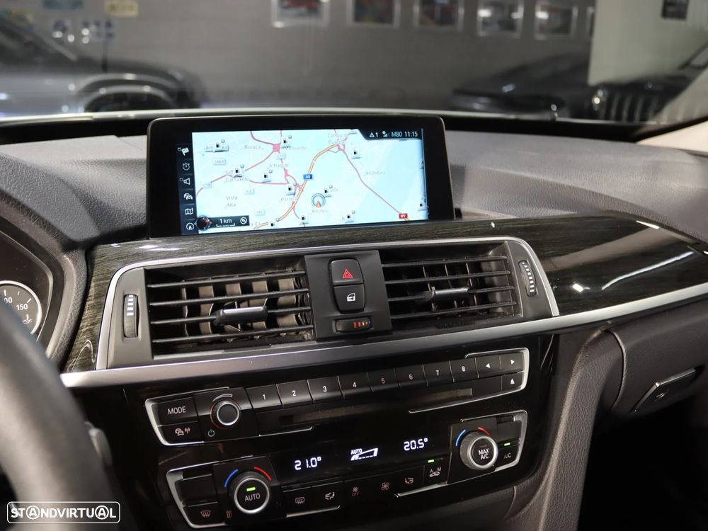 BMW 318 Gran Turismo d Auto Line Luxury - 28