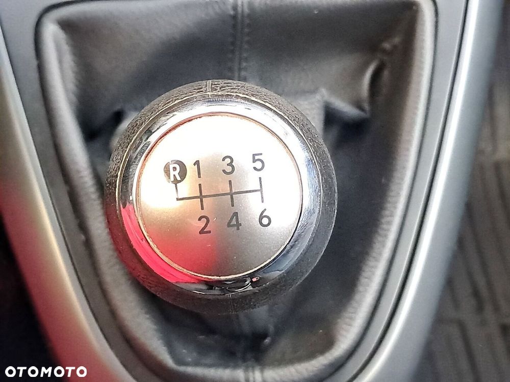 Toyota Verso 1.6 Active EU6 - 21