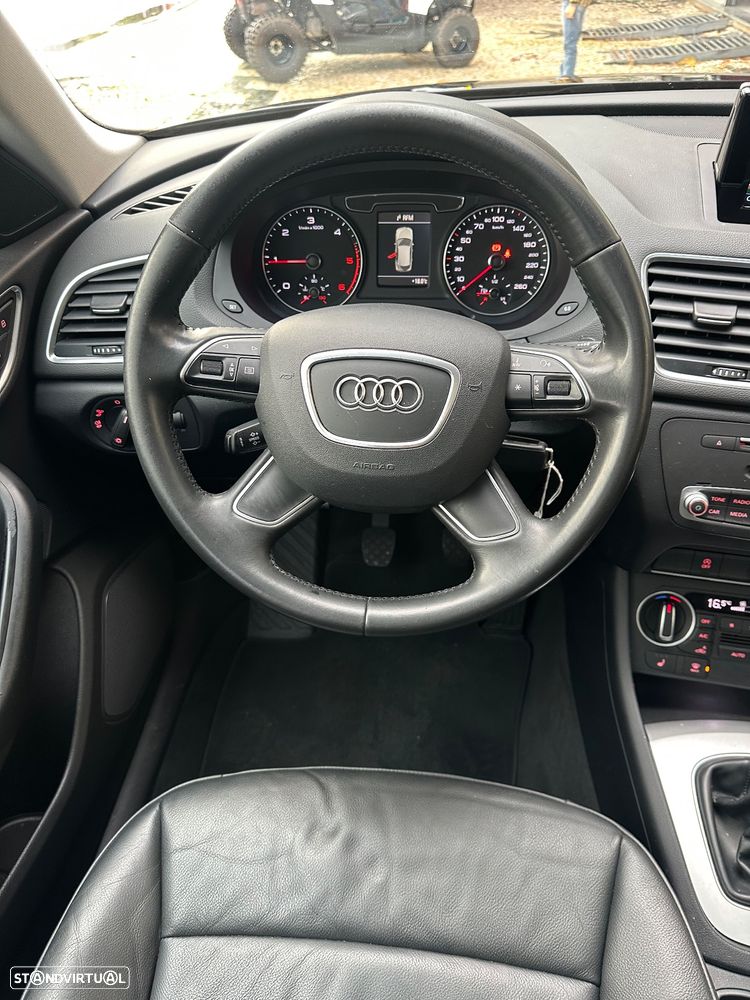 Audi Q3 2.0 TDI Sport Edition - 8