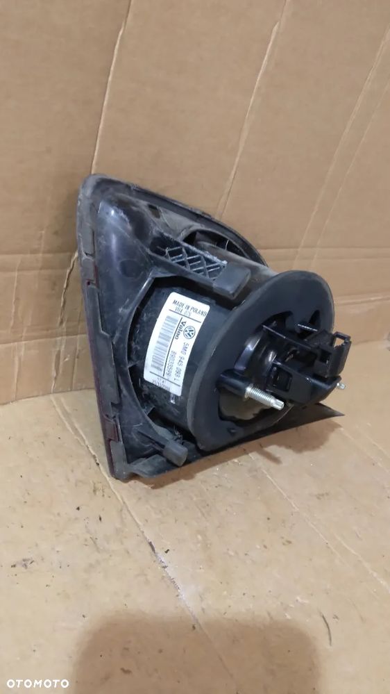 # LAMPA LEWY TYŁ VW GOLF V PLUS nr 5M0945093L - 2