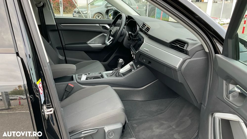 Audi Q3 2.0 40 TFSI S tronic quattro - 6