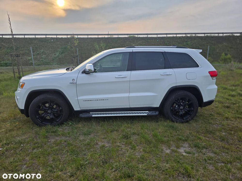 Jeep Grand Cherokee - 1