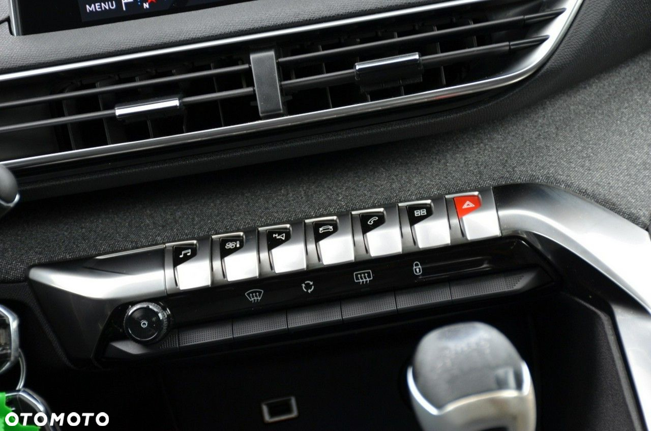 Peugeot 5008 - 36