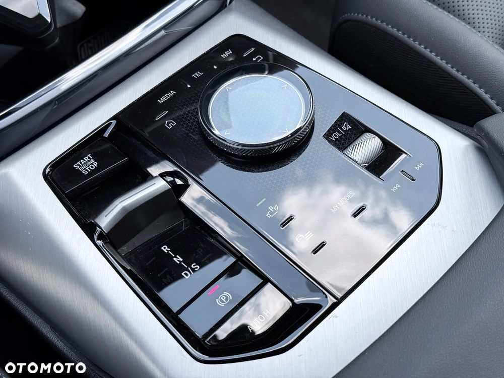 BMW X3 20 xDrive - 25