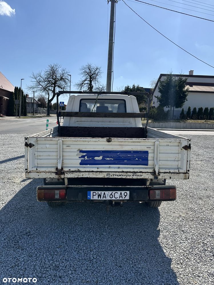 Volkswagen Transporter - 4