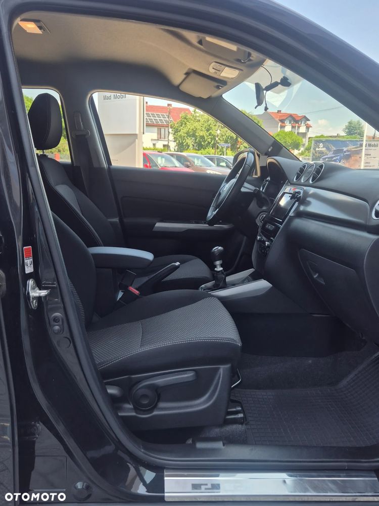 Suzuki Vitara 1.4 Boosterjet Premium 2WD - 13