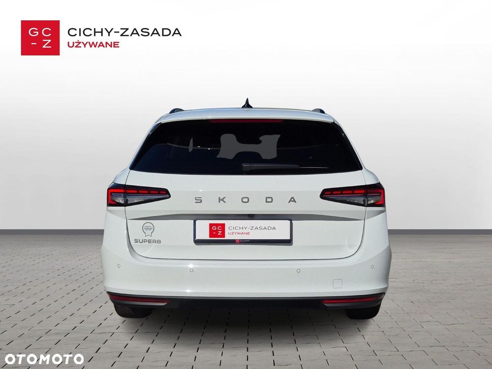 Skoda Superb 2.0 TDI SCR Selection DSG - 4