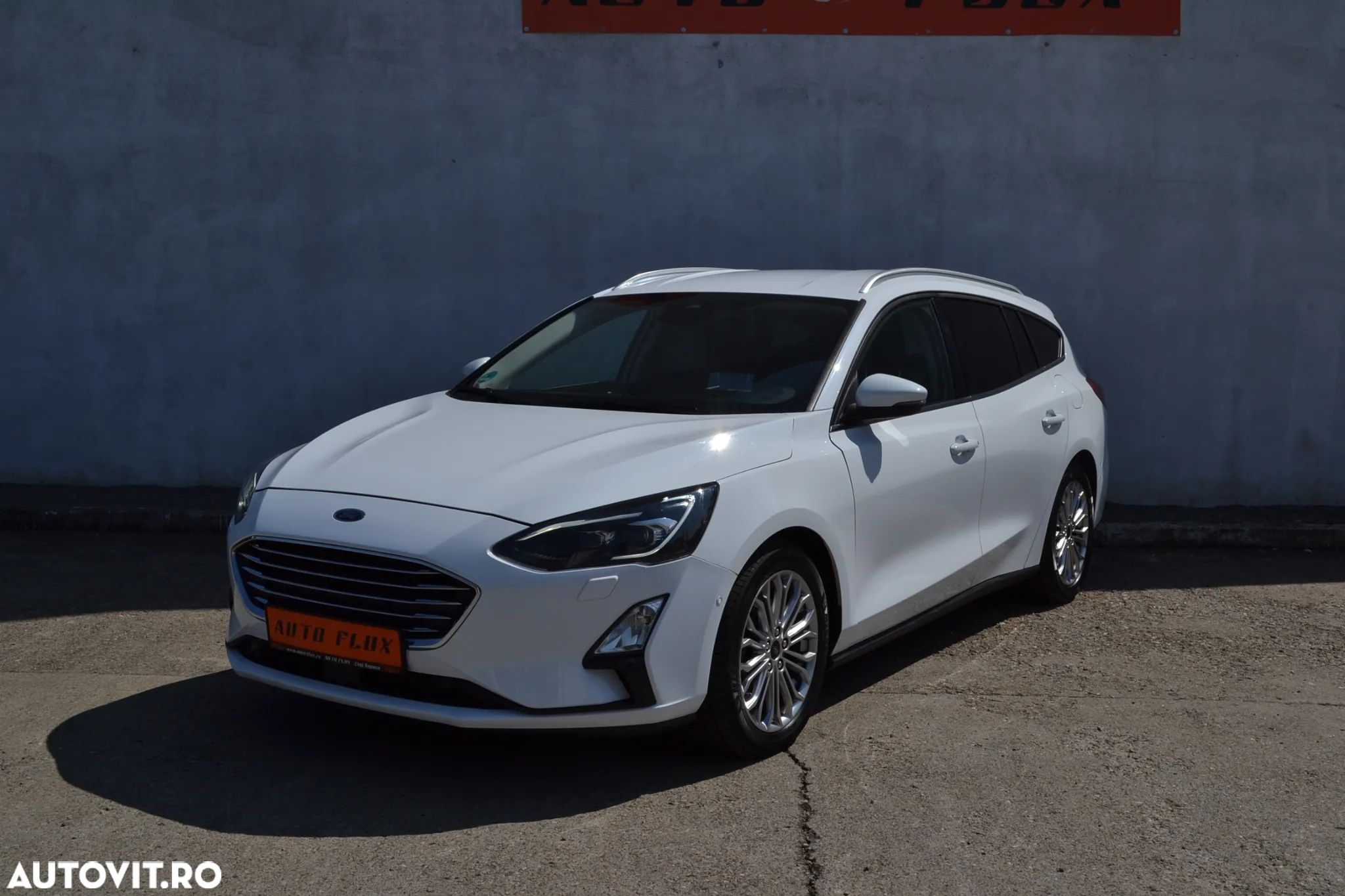 Ford Focus 1.5 EcoBlue Start-Stopp-System Aut. TITANIUM - 1
