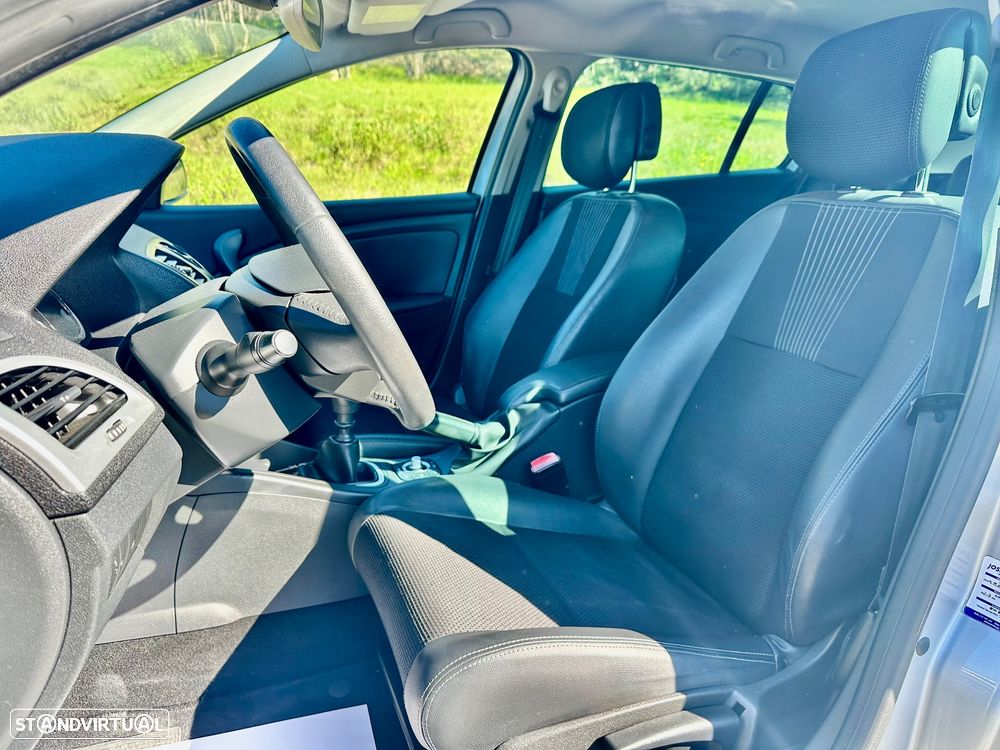 Renault Mégane Sport Tourer 1.5 dCi Dynamique S CO2 Champion - 13