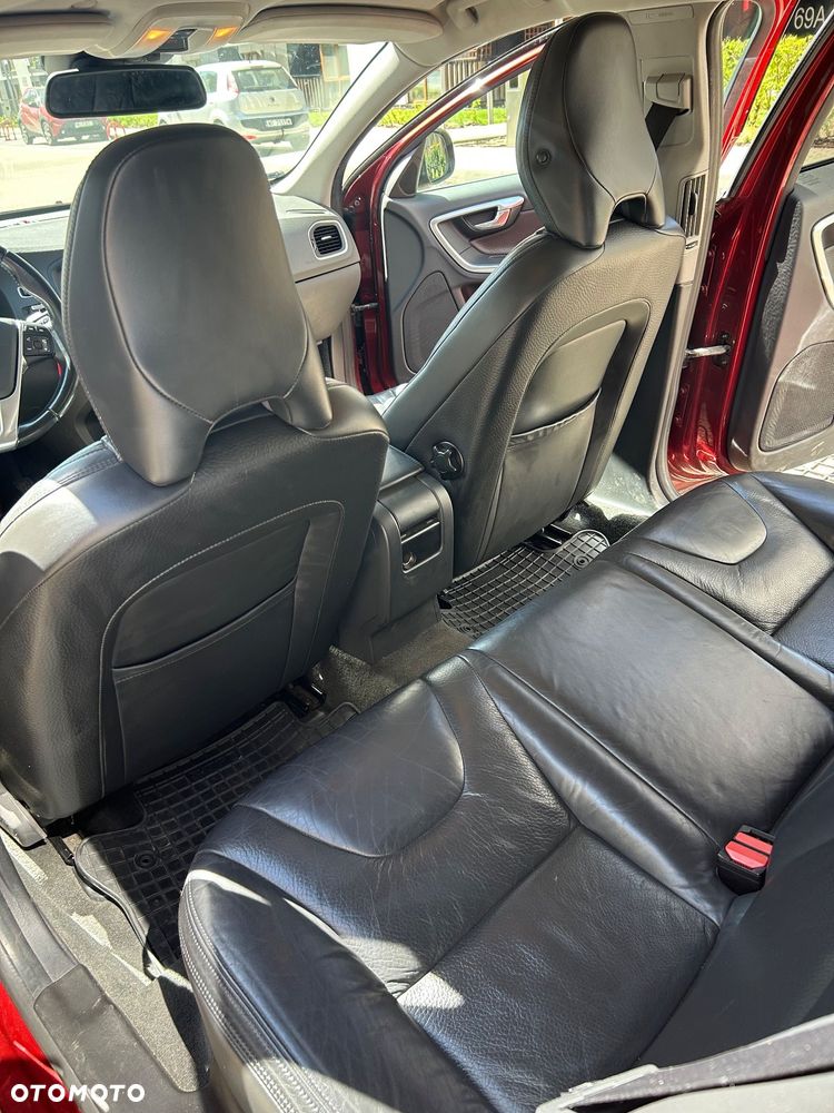 Volvo V60 D4 Edition - 21