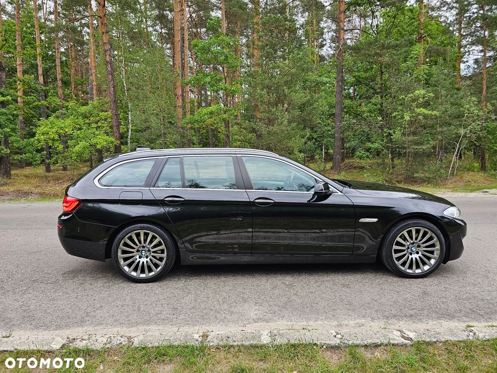 BMW Seria 5 530d xDrive - 9