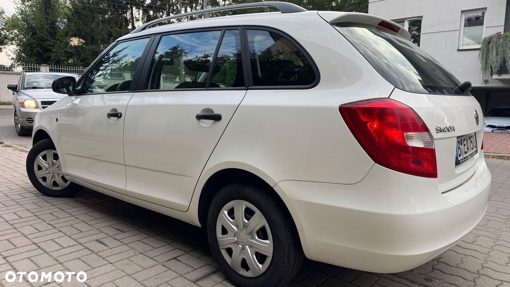 Skoda Fabia 1.2 HTP Active - 4