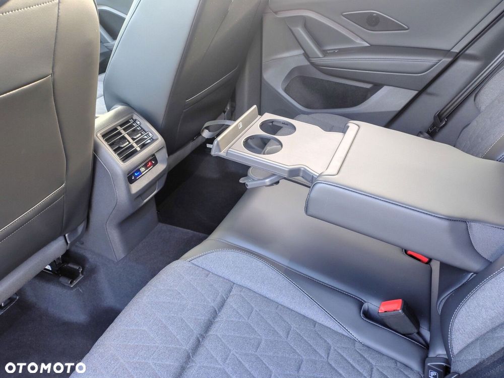 Volkswagen Tiguan - 31