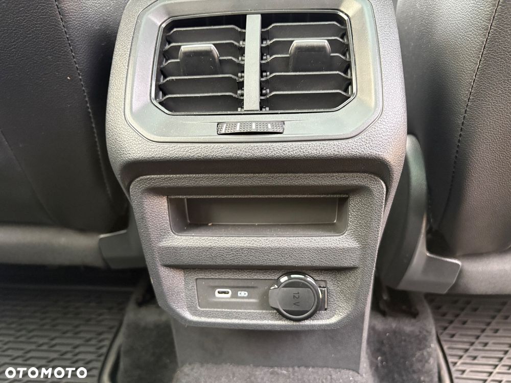 Volkswagen Tiguan Allspace - 21