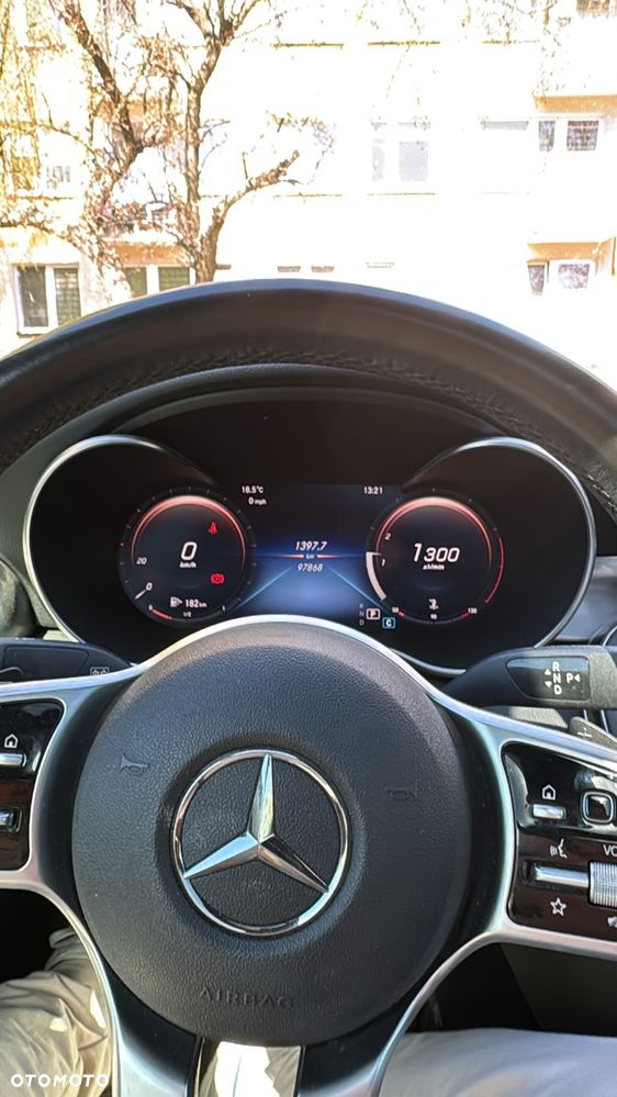 Mercedes-Benz Klasa C 300 4Matic 9G-TRONIC AMG Line Plus - 19