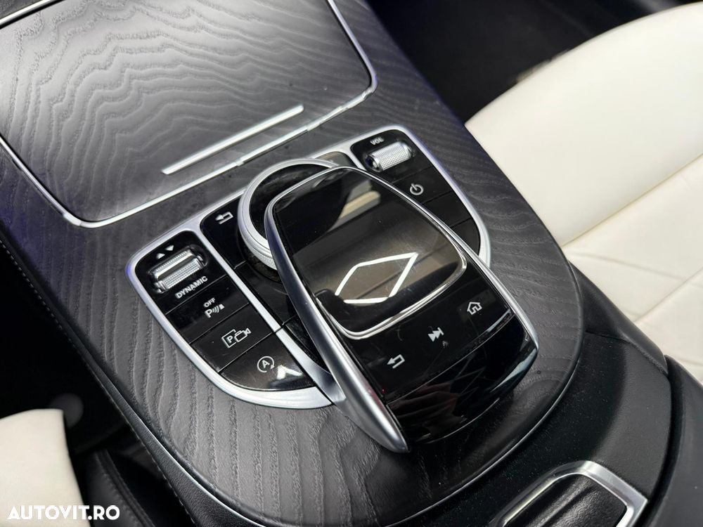 Mercedes-Benz E 400 4Matic 9G-TRONIC AMG Line - 13