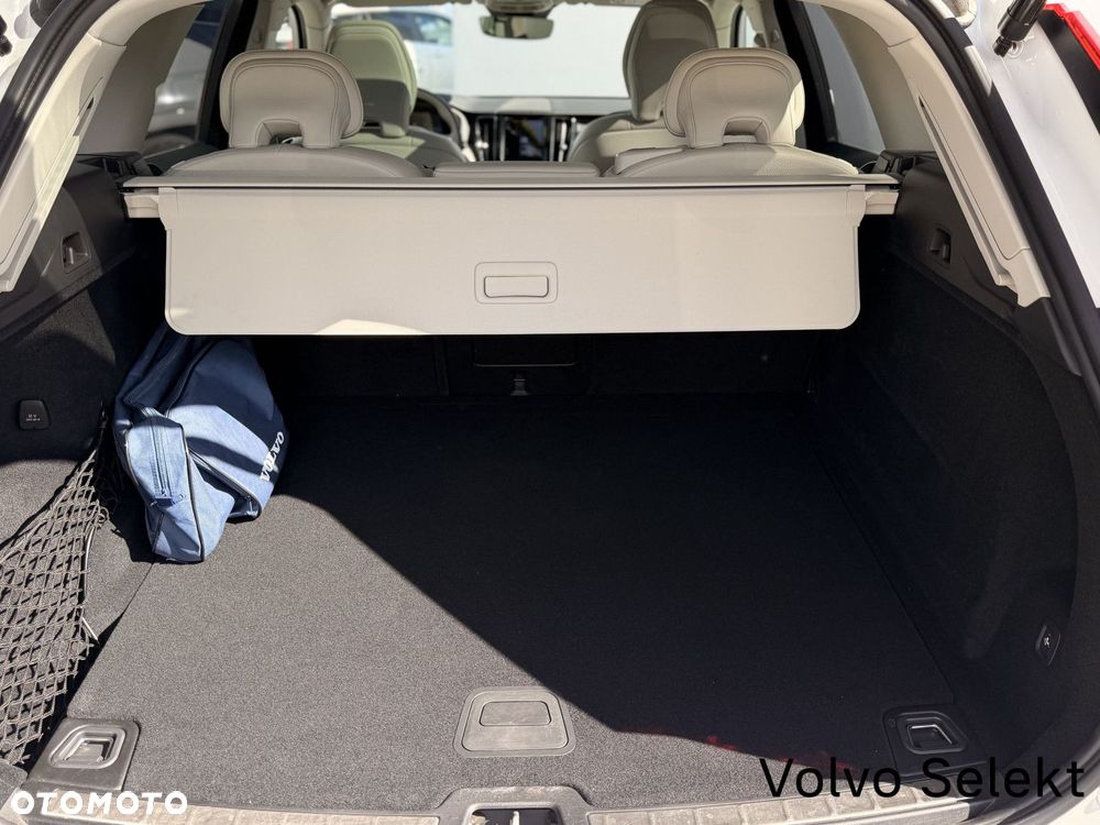 Volvo XC 60 - 30