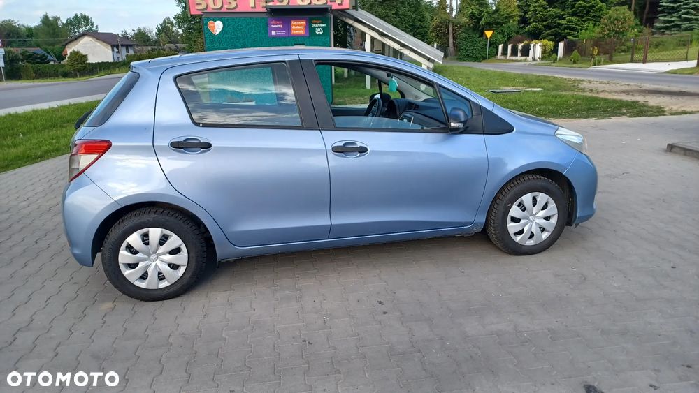 Toyota Yaris - 6