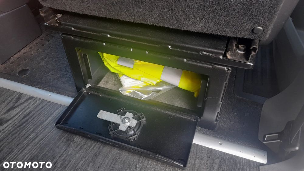 Volkswagen California - 18