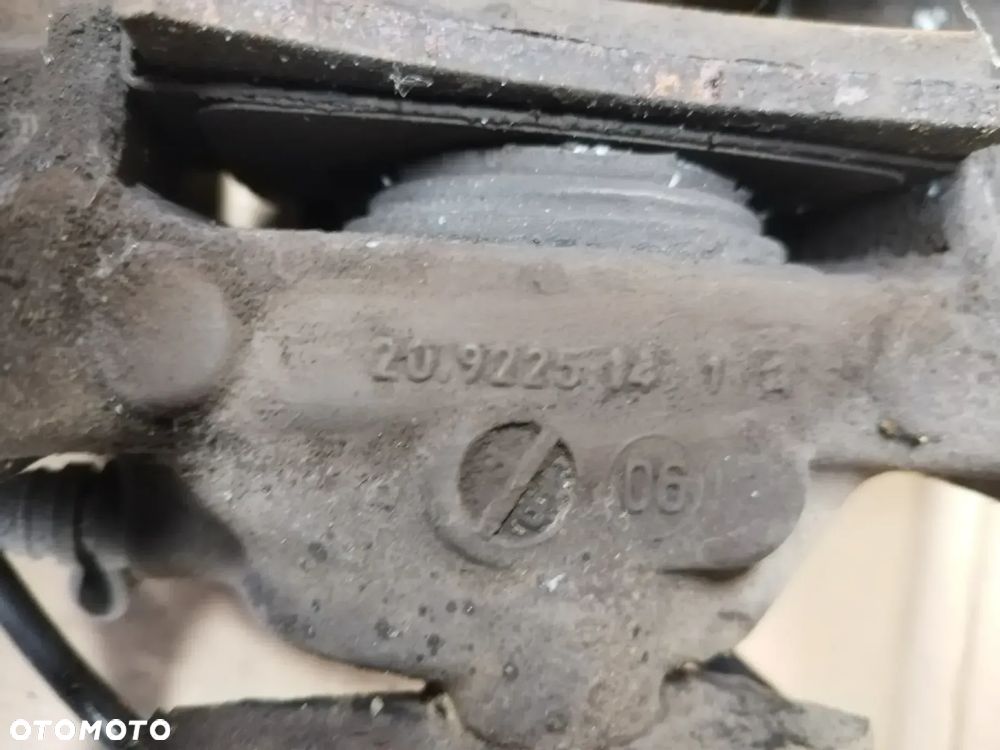 VW TOUAREG 7L 02- ZACISK HAMULCOWY LEWY TYŁ PRAWY TYŁ BREMBO - 7