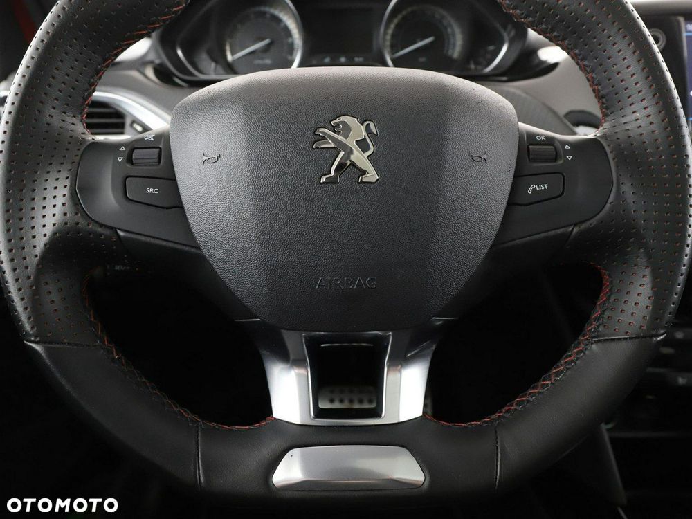 Peugeot 2008 PureTech 110 Stop&Start EAT6 GT-Line Edition - 21