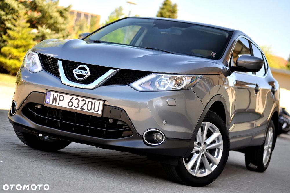Nissan Qashqai 1.6 DIG-T N-Connecta - 2