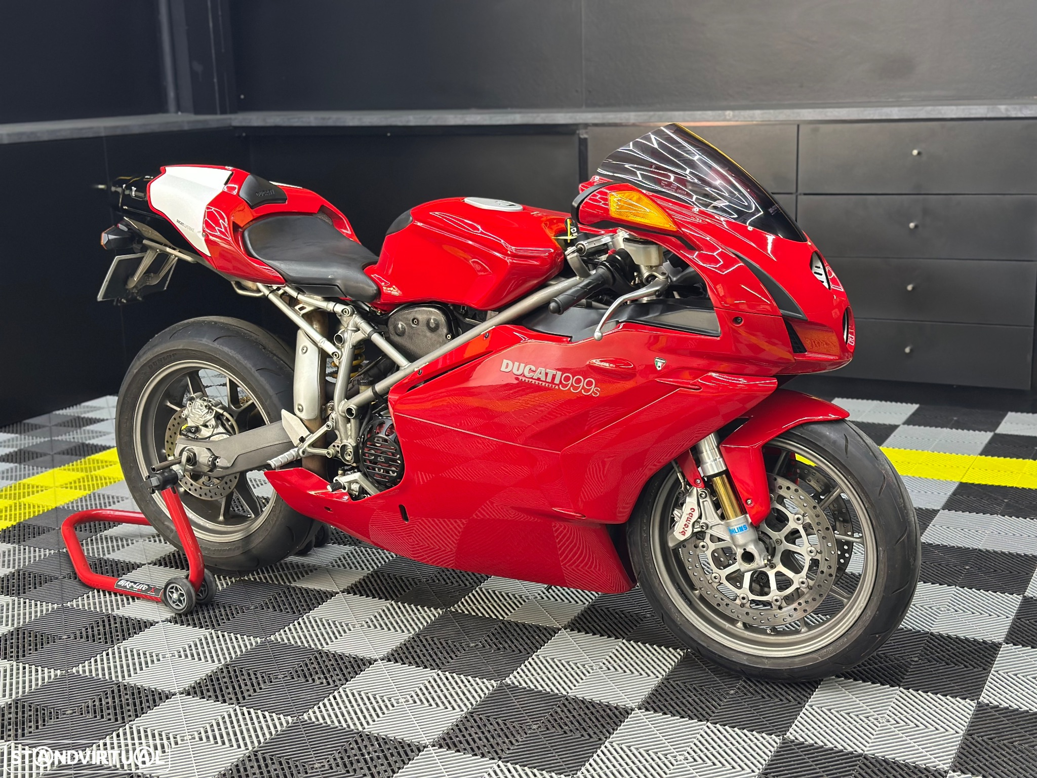 Ducati 999 S Superbike - 15