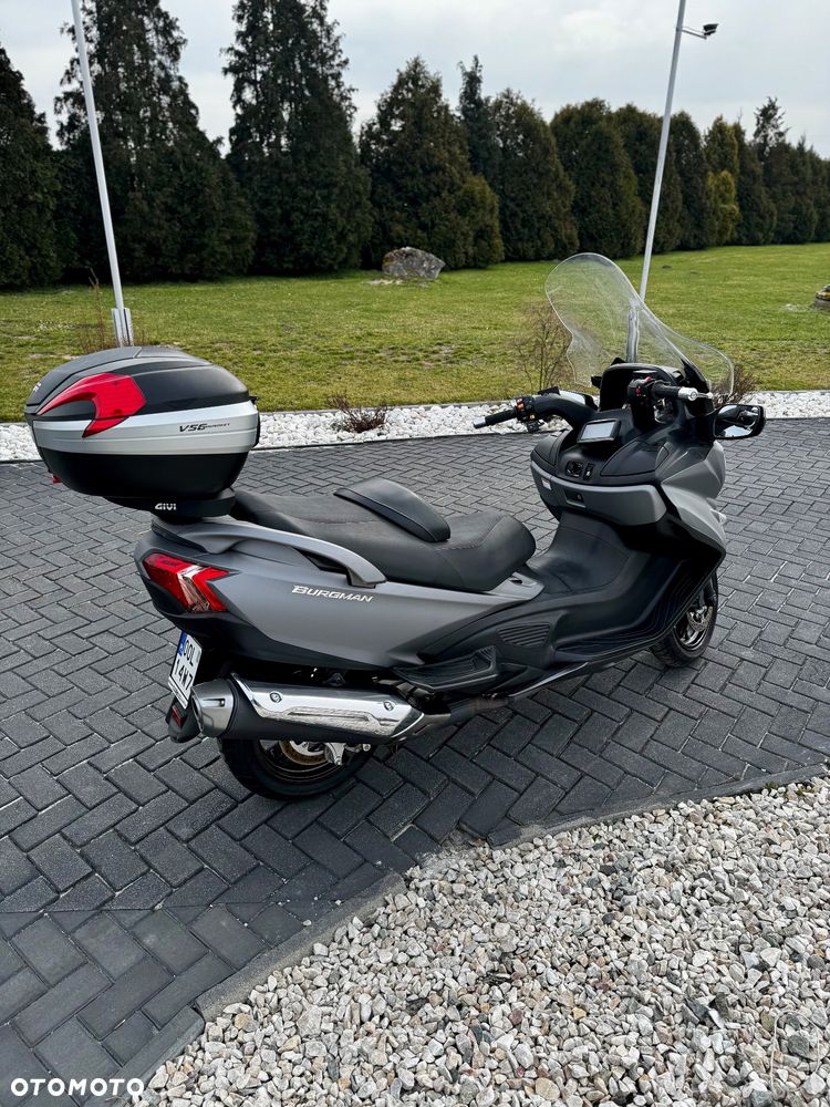 Suzuki Burgman - 4