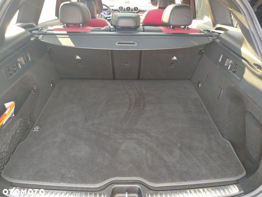 Mercedes-Benz GLC - 27