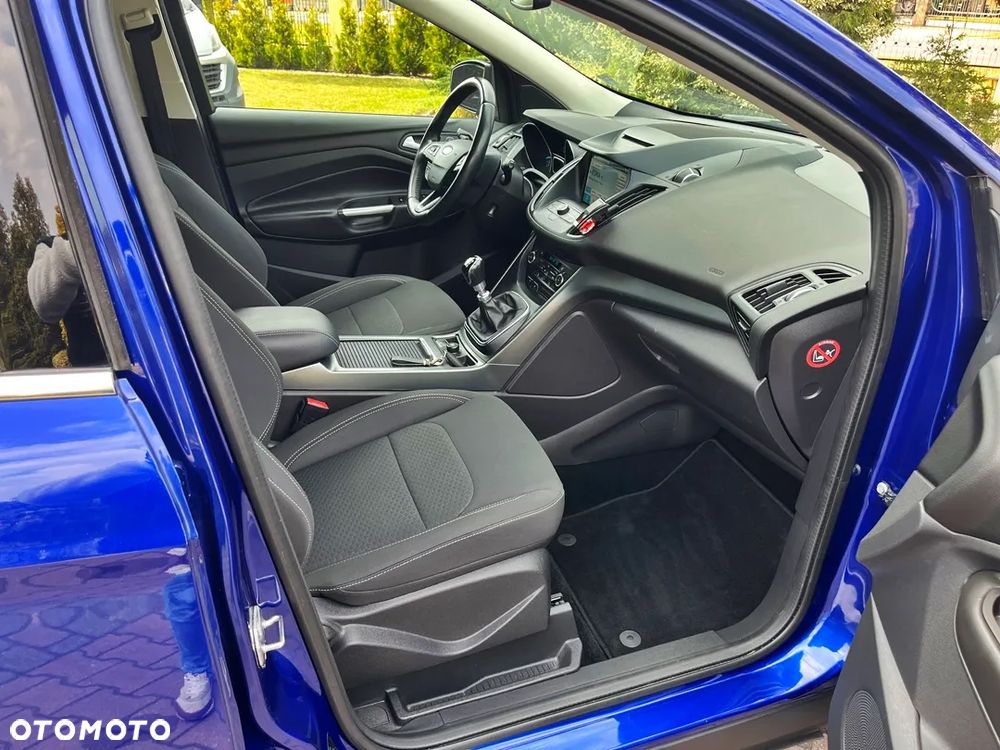 Ford Kuga 1.5 EcoBoost 2x4 Cool & Connect - 21